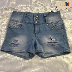 Women’s High Rise Distressed Denim Shorts Size 13 – Light Wash Jean Shorts.